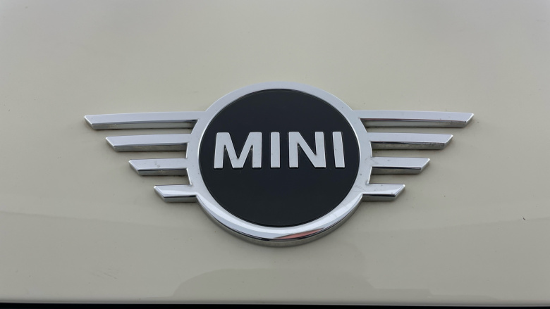 MINI Hatchback 1.5 Cooper II 3dr Petrol Hatchback